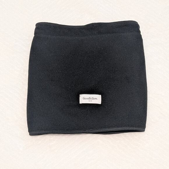 Adult's Black Fleece Neck Gaiter - Picture 1 of 3